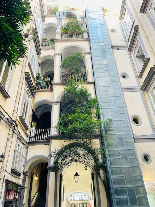 Re Gallo Luxury Plebiscito In Via Chiaia Appartement Napels