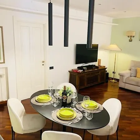 Re Gallo Luxury Apartment Plebiscito In Via Chiaia Naples Exterior photo
